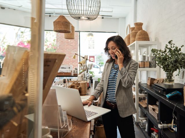 Let Your Business Shine: Scalable Welcome Strategies That Reach New Movers First